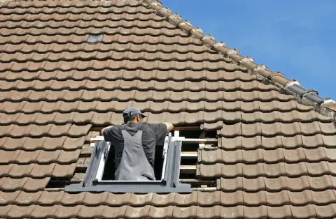 Pose de velux - Saint-Gervais-la-Forêt